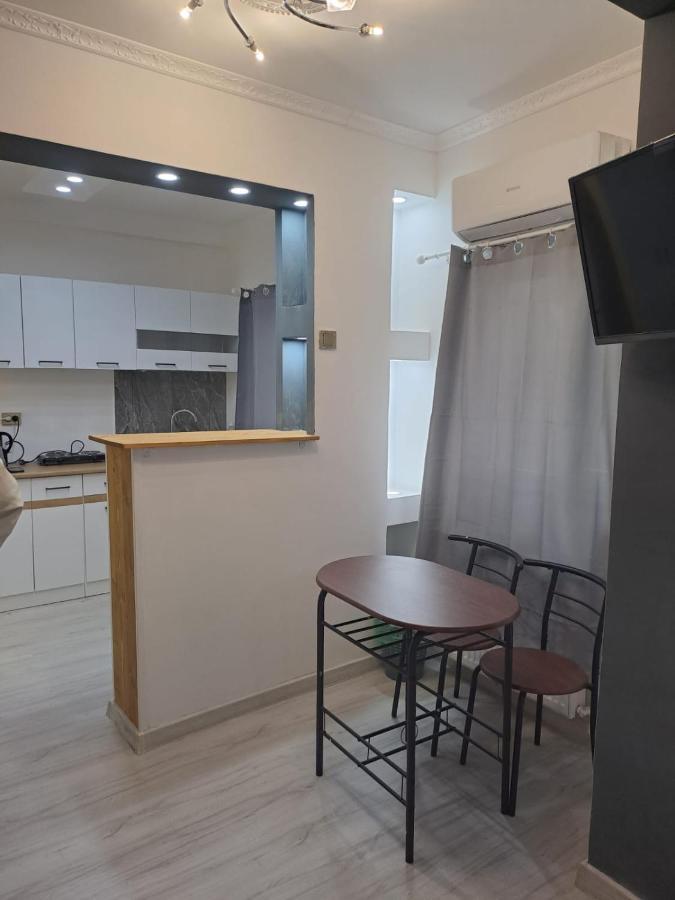 Deluxe Studio Oldtown Lägenhet Bukarest Exteriör bild