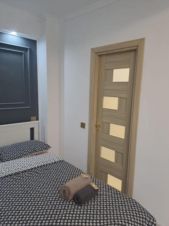 Deluxe Studio Oldtown Lägenhet Bukarest Exteriör bild