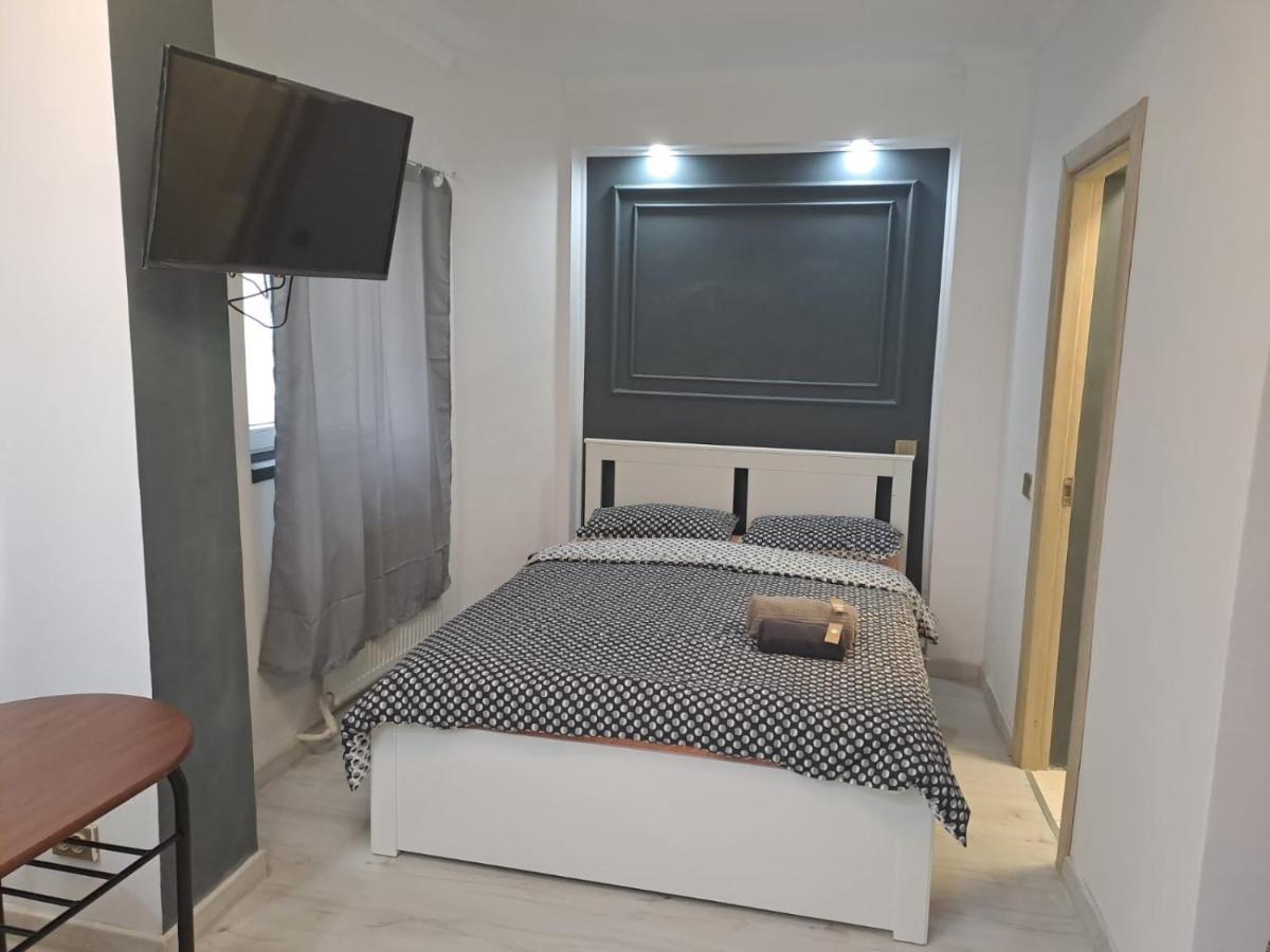 Deluxe Studio Oldtown Lägenhet Bukarest Exteriör bild