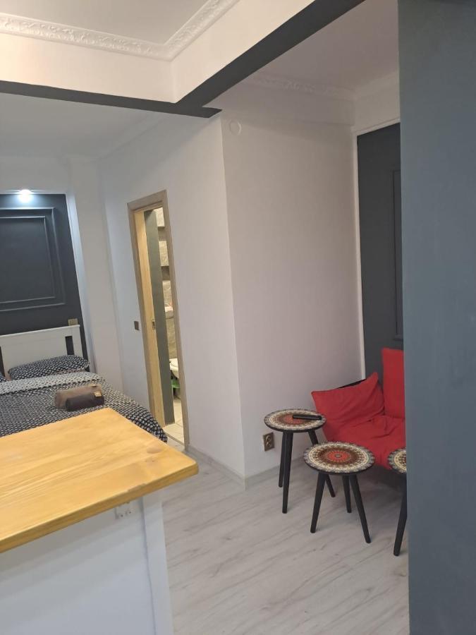 Deluxe Studio Oldtown Lägenhet Bukarest Exteriör bild